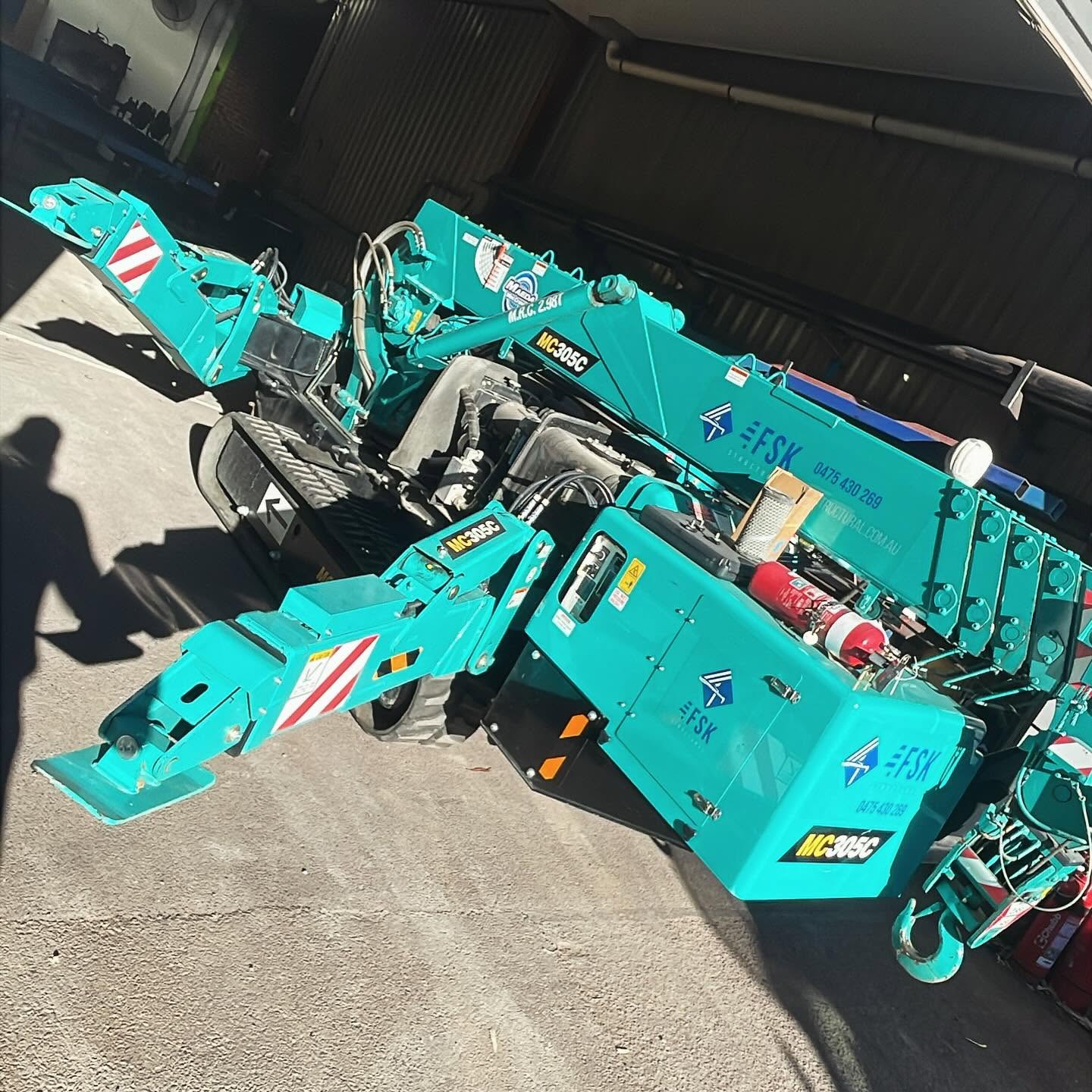 Mobile crane mechanical and hydraulic maintenance service